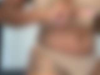 Live cam show with BellaSky - Period on Camsoda