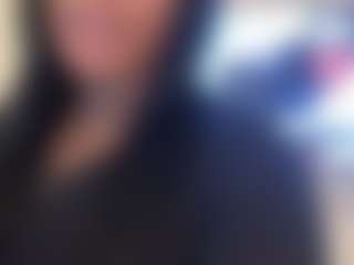 BellaSky's Live Sex Cam Show