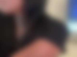 BellaSky's Live Sex Cam Show
