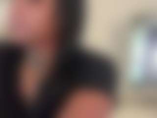 BellaSky's Live Sex Cam Show