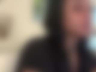BellaSky's Live Sex Cam Show