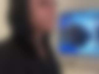 BellaSky's Live Sex Cam Show