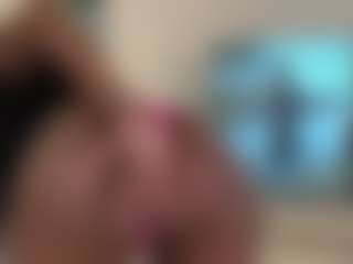 BellaSky's Live Sex Cam Show