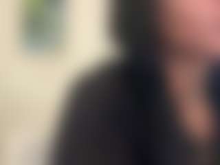 BellaSky's Live Sex Cam Show