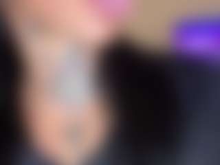BellaSky's Live Sex Cam Show
