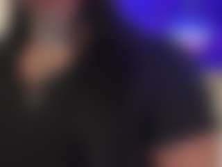 BellaSky's Live Sex Cam Show