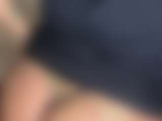 BellaSky's Live Sex Cam Show