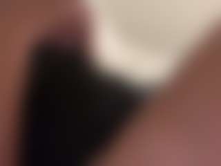 BellaSky's Live Sex Cam Show