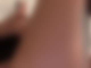 BellaSky's Live Sex Cam Show