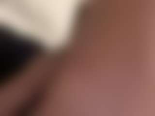 BellaSky's Live Sex Cam Show
