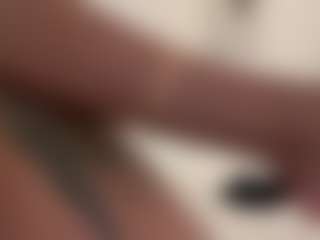 BellaSky's Live Sex Cam Show