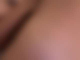 BellaSky's Live Sex Cam Show