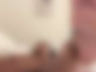 BellaSky's Live Sex Cam Show