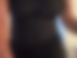 BellaSky's Live Sex Cam Show