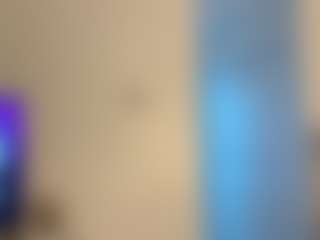 BellaSky's Live Sex Cam Show
