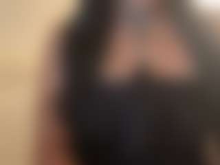 BellaSky's Live Sex Cam Show