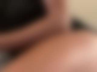 BellaSky's Live Sex Cam Show