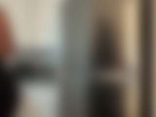 BellaSky's Live Sex Cam Show