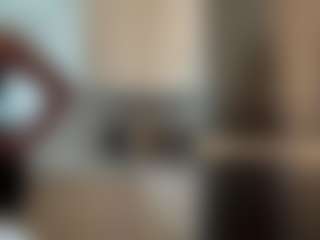 BellaSky's Live Sex Cam Show