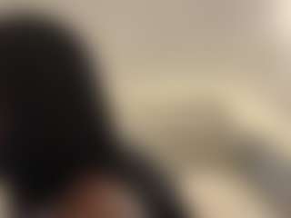 Live cam show with BellaSky - Athletic Brown Eyes on Camsoda