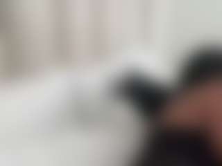 BellaSky's Live Sex Cam Show