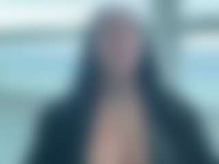 BellaSky's Live Sex Cam Show