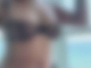 BellaSky's Live Sex Cam Show