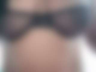 BellaSky's Live Sex Cam Show