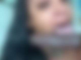 BellaSky's Live Sex Cam Show