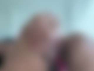 BellaSky's Live Sex Cam Show