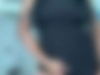 BellaSky's Live Sex Cam Show