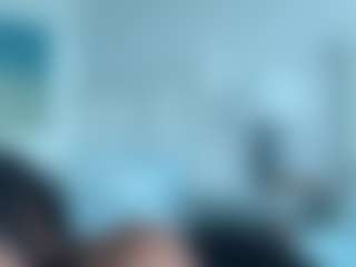 BellaSky's Live Sex Cam Show