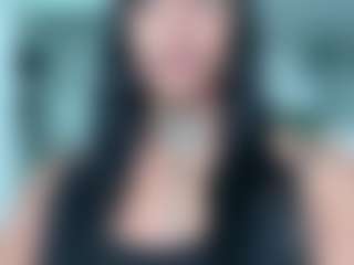 BellaSky's Live Sex Cam Show