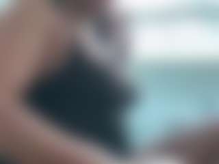 BellaSky's Live Sex Cam Show