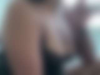 BellaSky's Live Sex Cam Show
