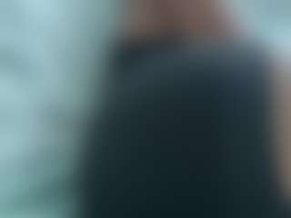 BellaSky's Live Sex Cam Show