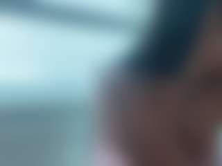 BellaSky's Live Sex Cam Show