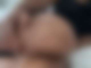 BellaSky's Live Sex Cam Show