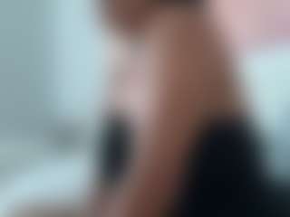 BellaSky's Live Sex Cam Show
