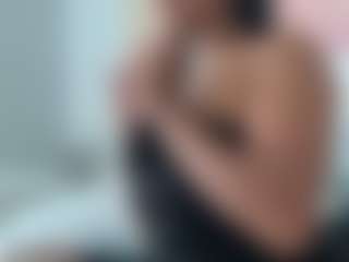 BellaSky's Live Sex Cam Show
