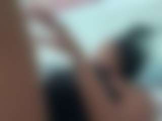 BellaSky's Live Sex Cam Show