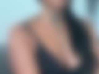 BellaSky's Live Sex Cam Show