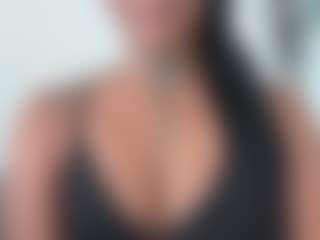 BellaSky's Live Sex Cam Show