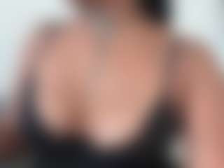 BellaSky's Live Sex Cam Show