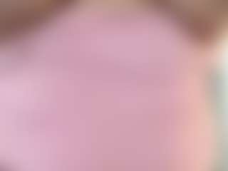 BellaSky's Live Sex Cam Show