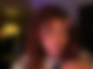 Show de cam en vivo con BlossomKay - Brown Hair Petite en Camsoda