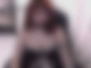 Live cam show with Mistress Mina - Leather on AdultVida.com