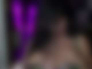 Live cam show with JEANNE - Average on Camversity