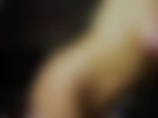 Live-camshow met JEANNE - Deepthroat op Camsoda