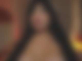 Show de cam en vivo con Maddy Trevino - Hairy Pussy en Camsoda